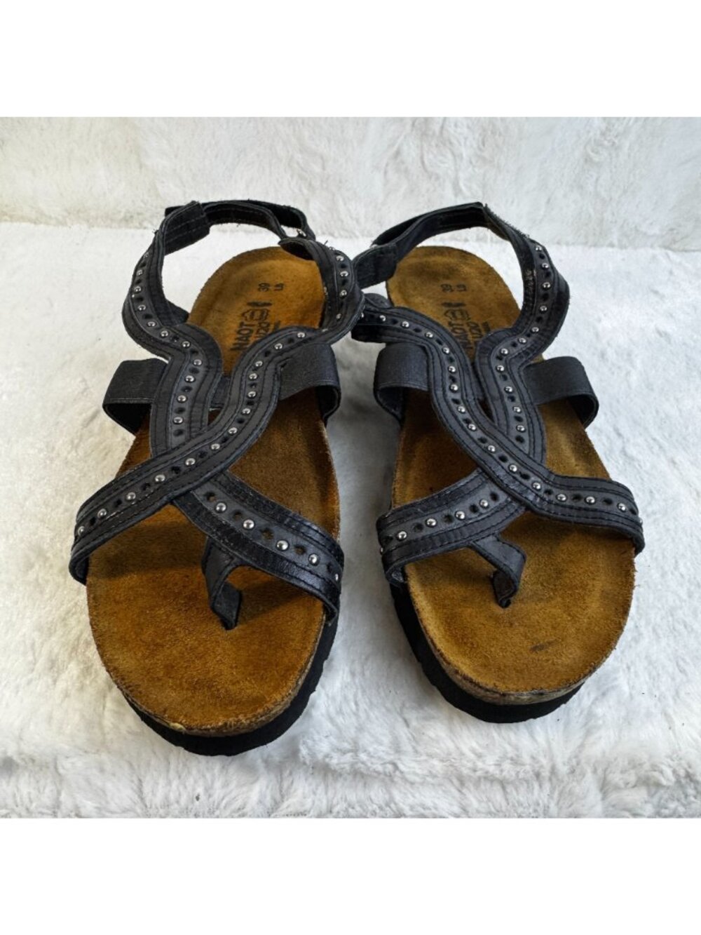 Naot Hillary Womens Size 8 39 Footbed Black Leather Studded Slingback Sandals - Picture 3 of 8